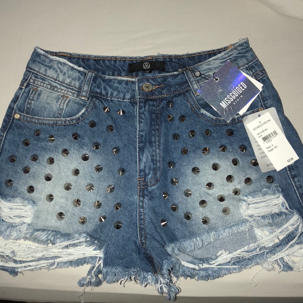 Missguided Studded Frayed Denim Shorts Size 6